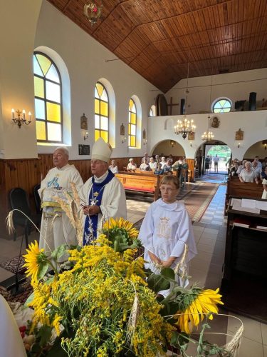 Parafia pw. MB Wniebowziętej i Królowej Pokoju w Studziankach Pancernych